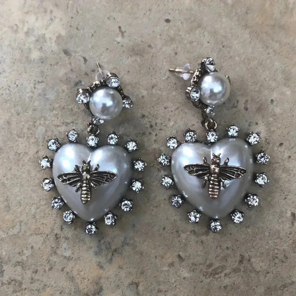 Bee Earrings - Picture 3 of 5